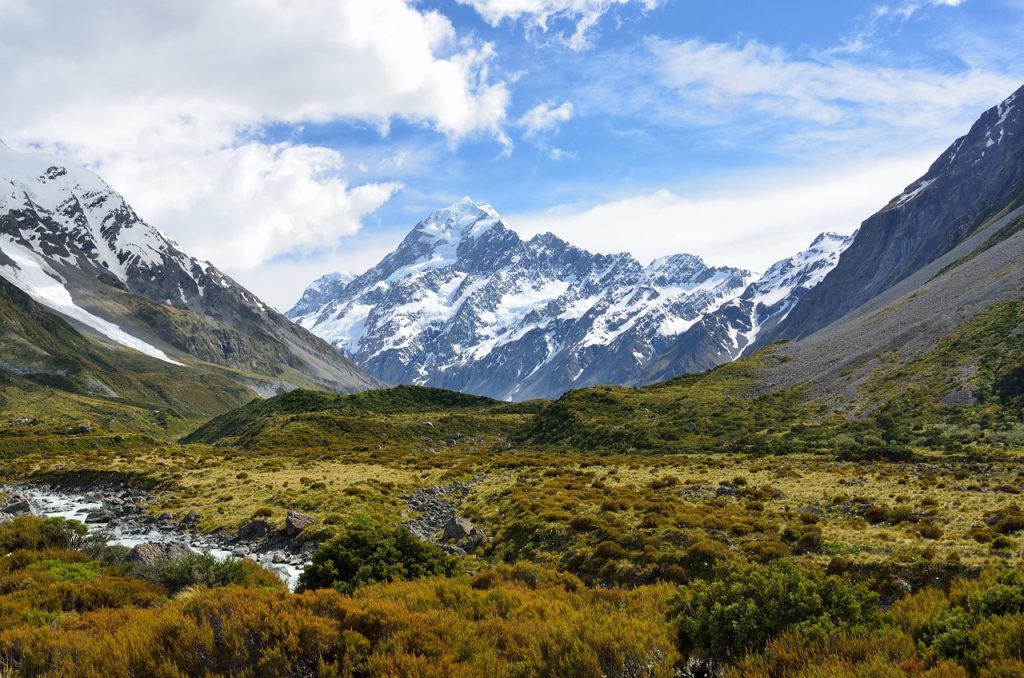 Valley, mountains, landscape — Experience Seamless Integration with Ledger Live App